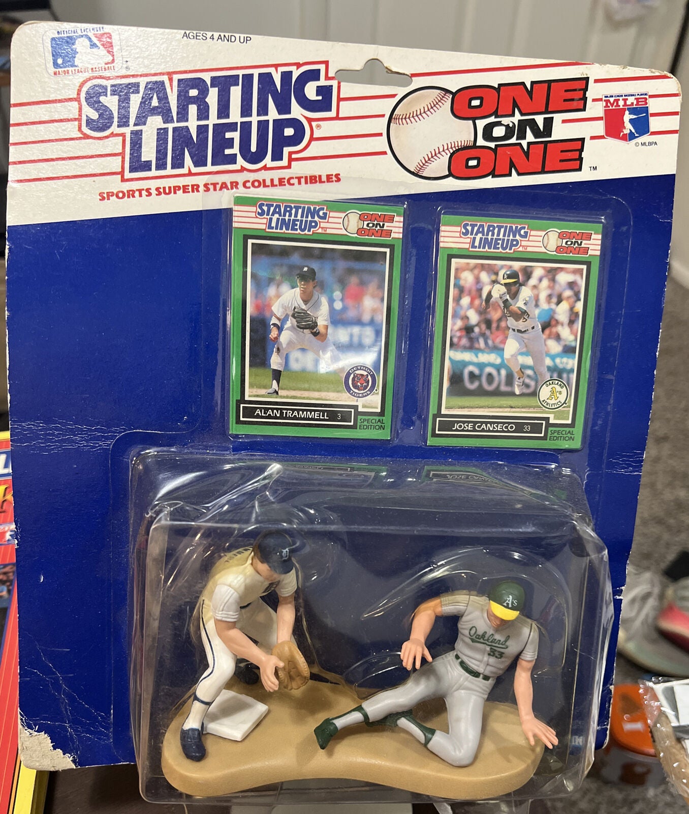 1989 One on One  ALAN TRAMMELL Tigers JOSE CANSECO A's Starting Lineup Box 24